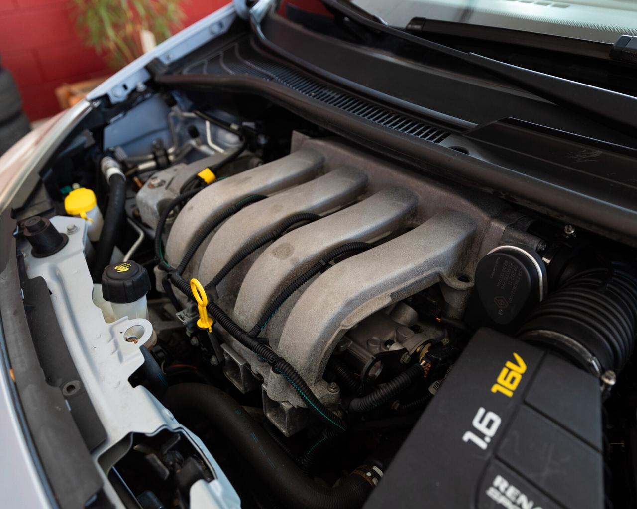 Renault Twingo 1.6 16V RS CUP