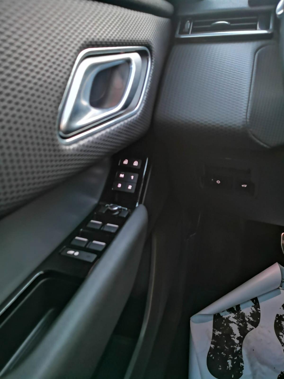 Land Rover Range Velar 2.0D I4 204 CV R-Dynamic ***TETTO PANORAMICO***