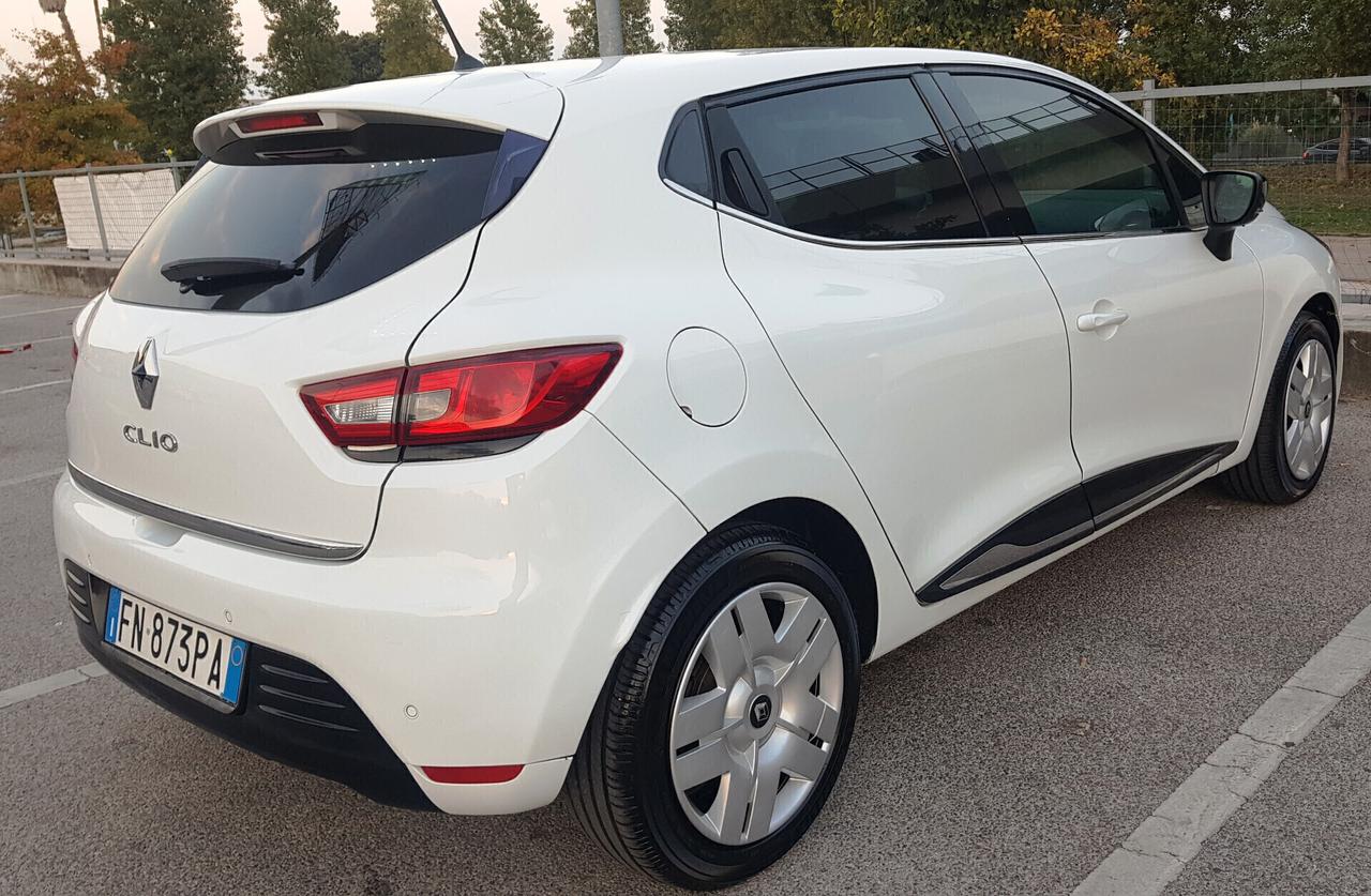 RENAULT CLIO 1.5 DCi 75CV 5P ZEN 02/2018