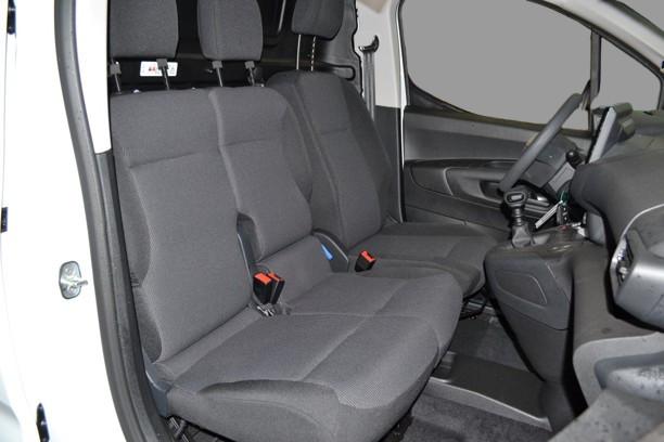 FIAT NEW DOBLO - series 4 van XL 1.5 DIESEL 10