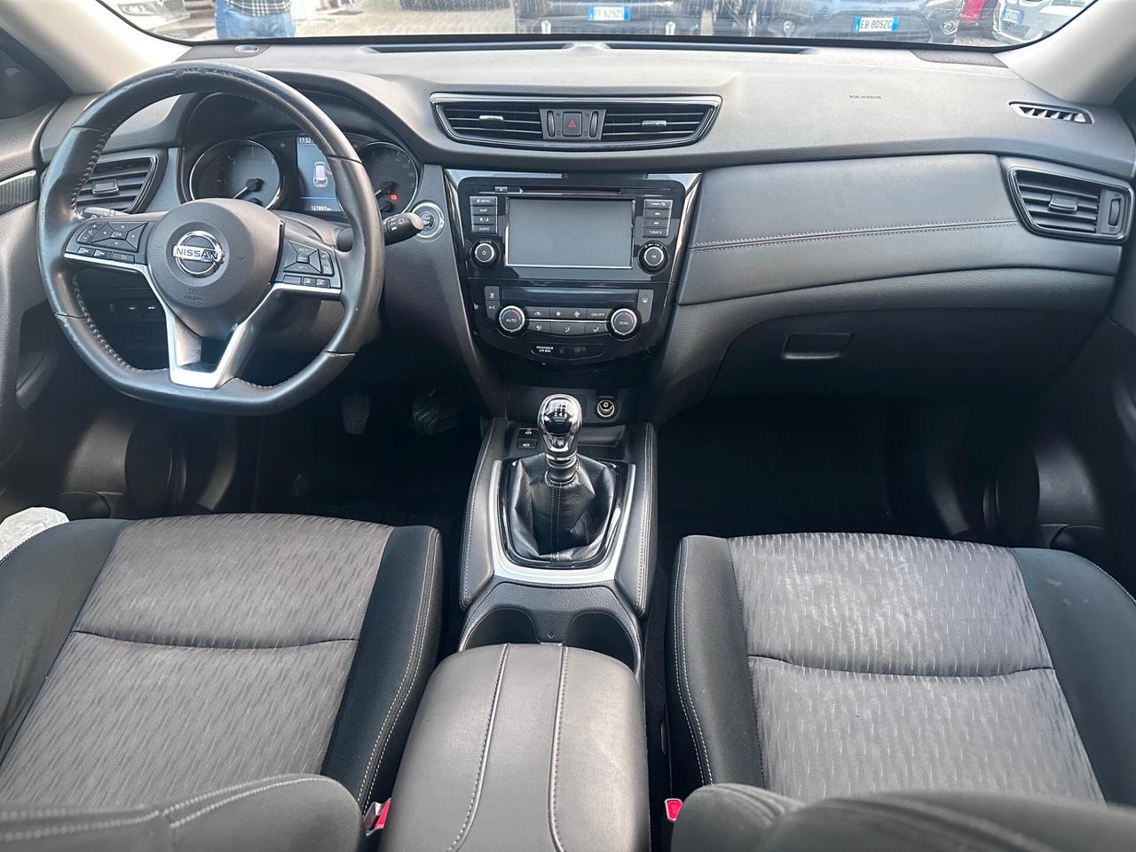 Nissan X-Trail dCi 150 2WD N-Connecta