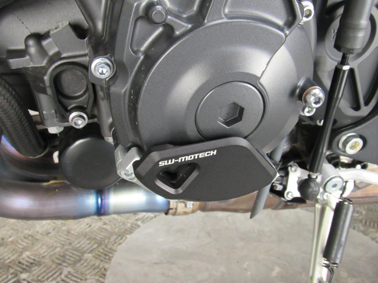 Yamaha MT-10 ABS TECH BLACK