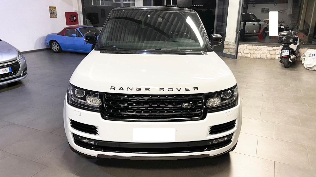 Land Rover Range 3.0 TDV6 SVAutobiography