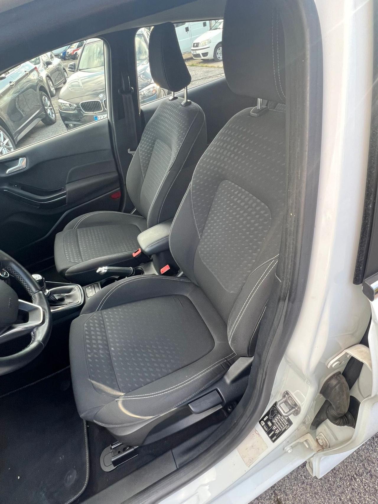 Ford Fiesta 1.5 EcoBlue 5 porte Titanium