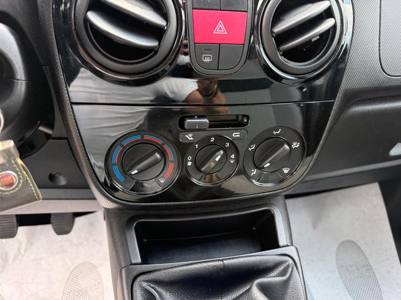 Fiat Qubo 1.3 MJT 80 CV Trekking