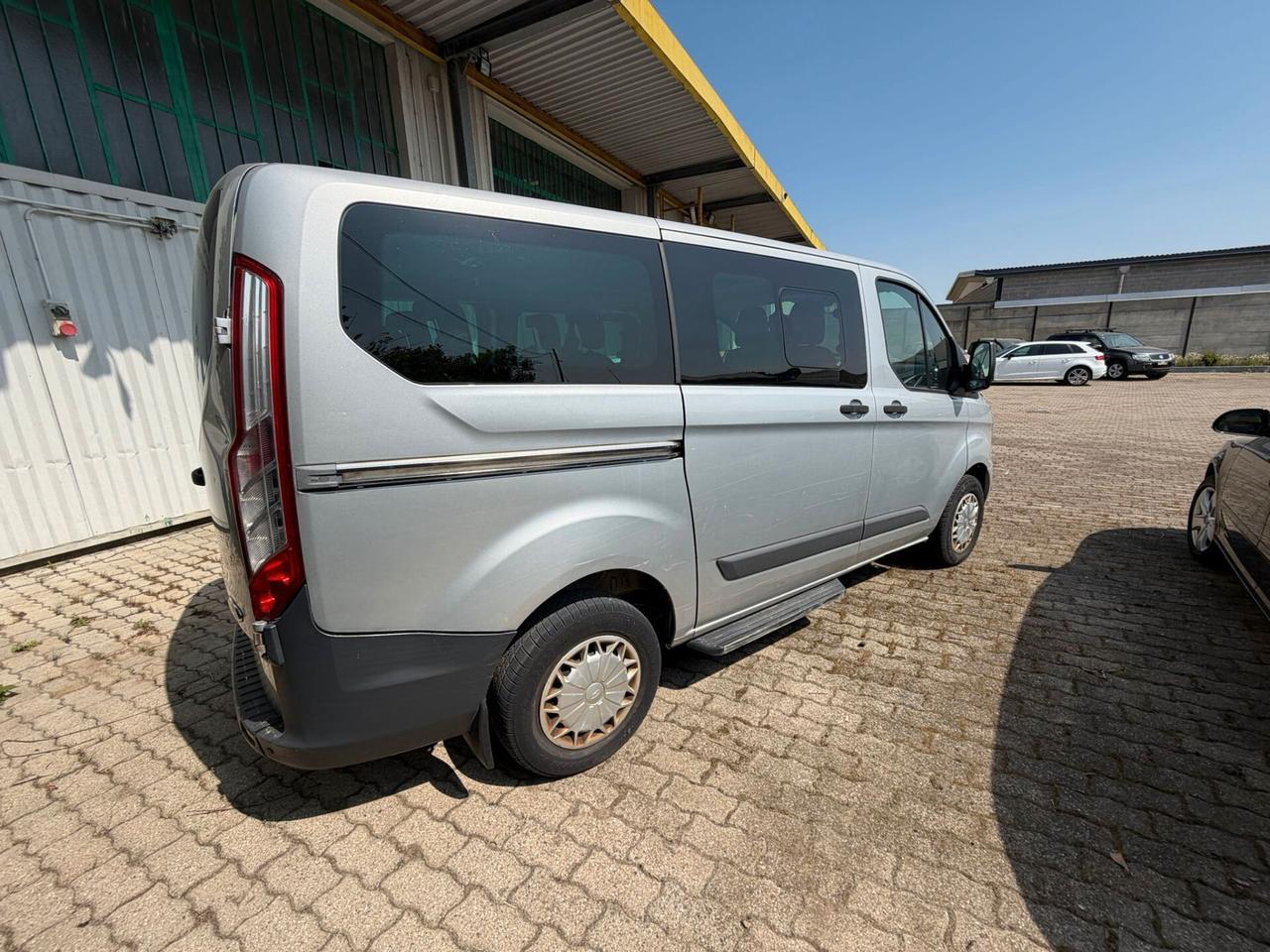 Ford Tourneo Custom 300 2.2 TDCi 125CV PC Trend