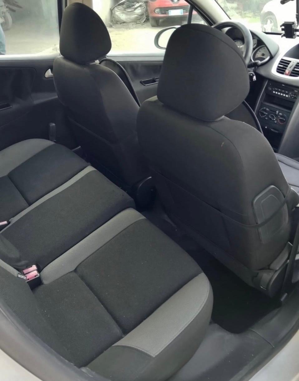 Peugeot 207 1.4 HDi 70CV 5p. XS