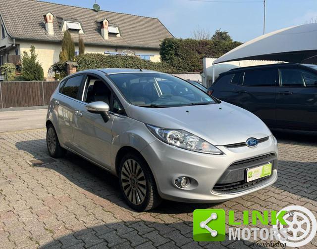 FORD Fiesta + 1.2 82CV 5 porte