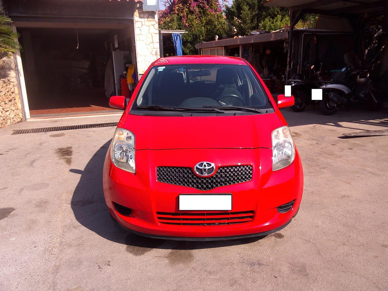 Toyota Yaris 1.3i 16V cat Sol 07