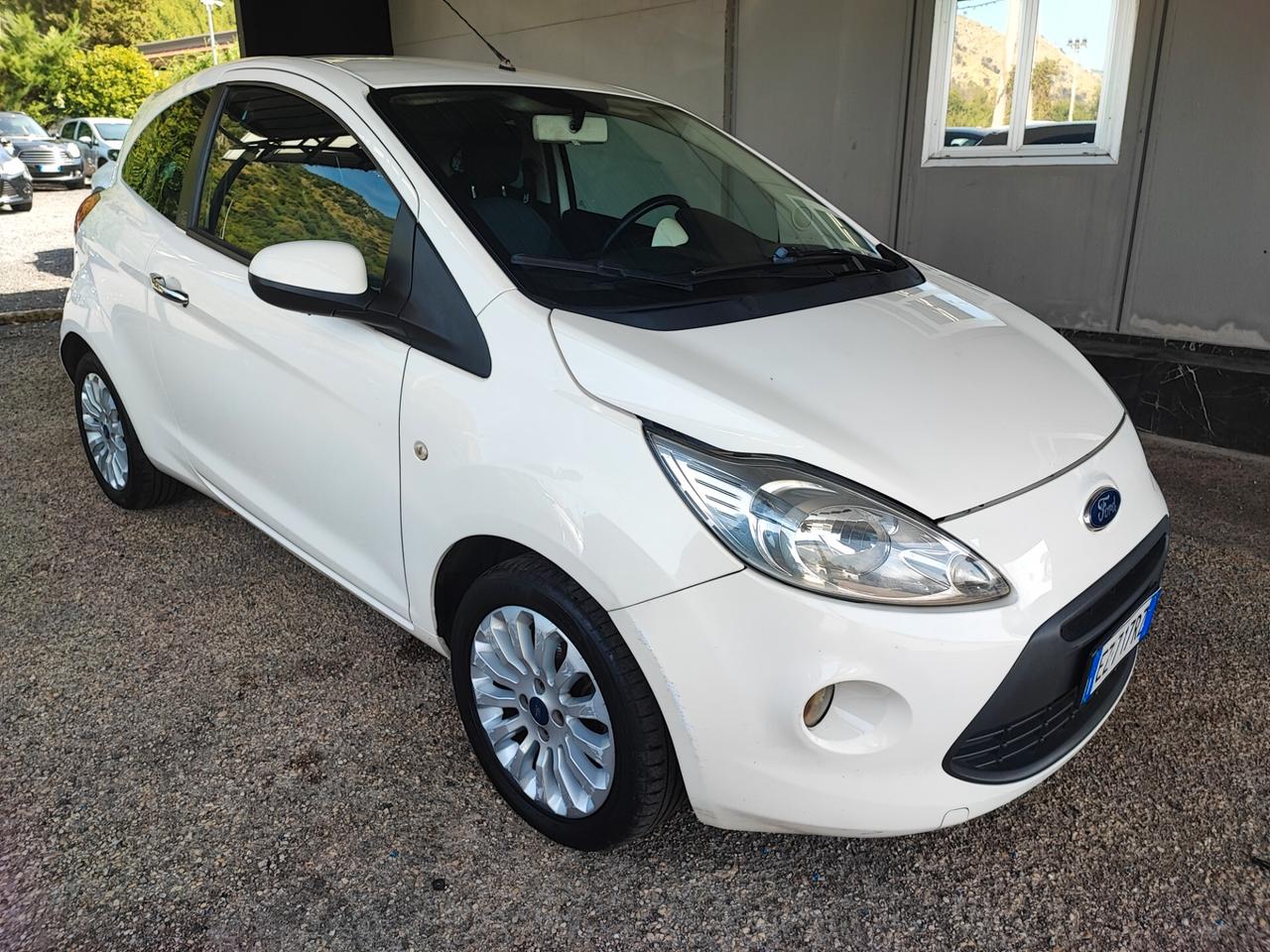 Ford Ka 1.2 8V 69 CV Black&White Edition