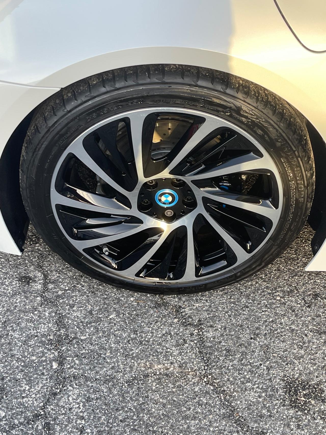 Bmw i8. (( 17 MILA KM -UNICA IN ITALIA ))