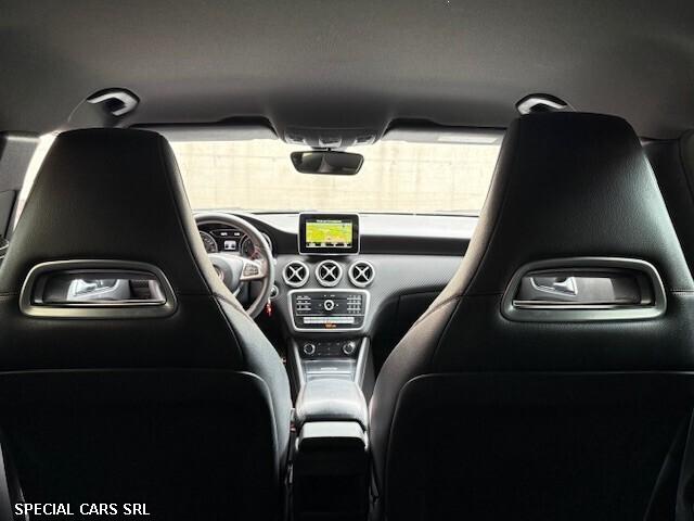Mercedes-Benz A 180d Automatic Premium AMG "Motore nuovo"