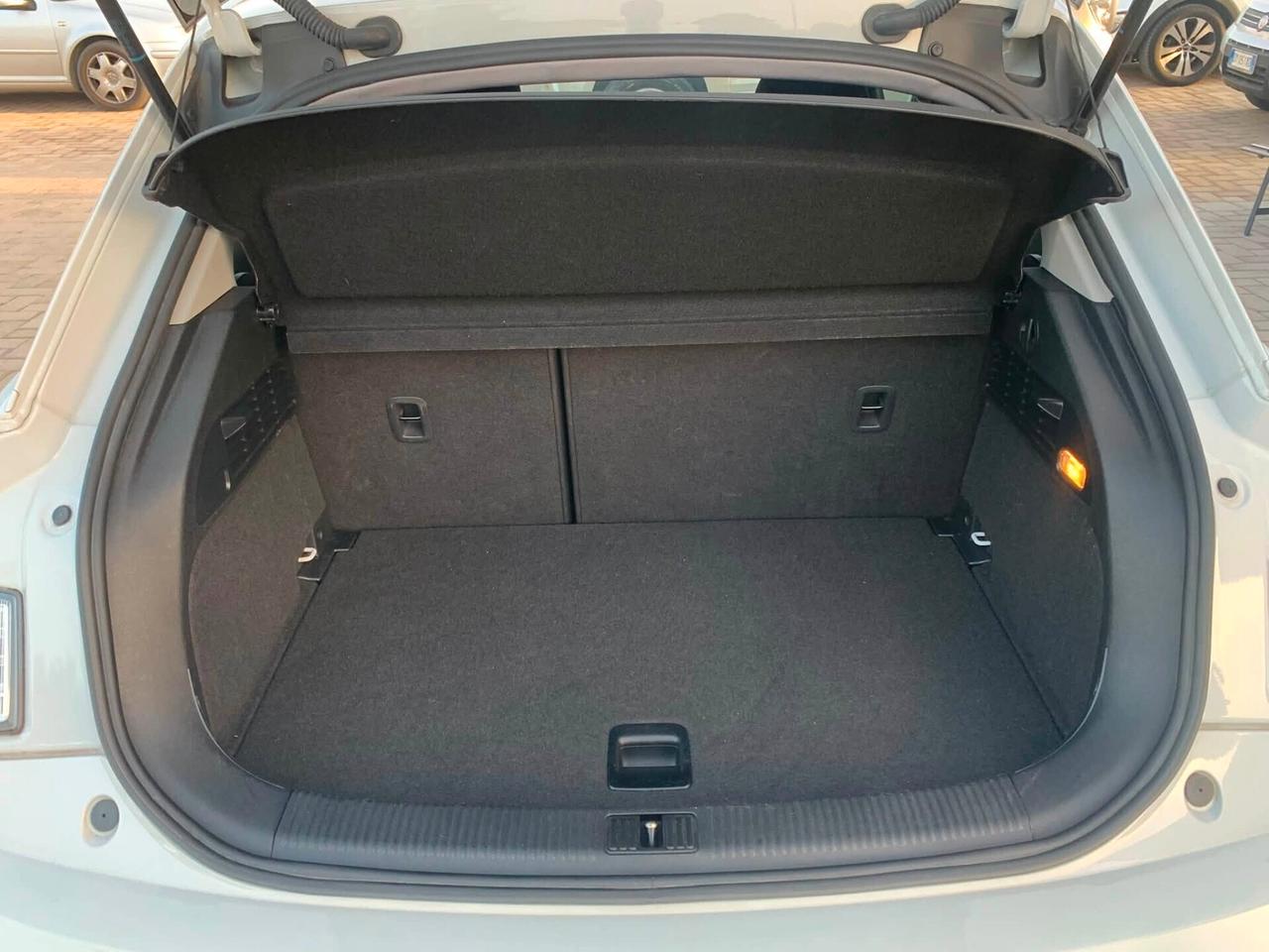 Audi A1 1.6 TDI 90 cv Ambition 2014