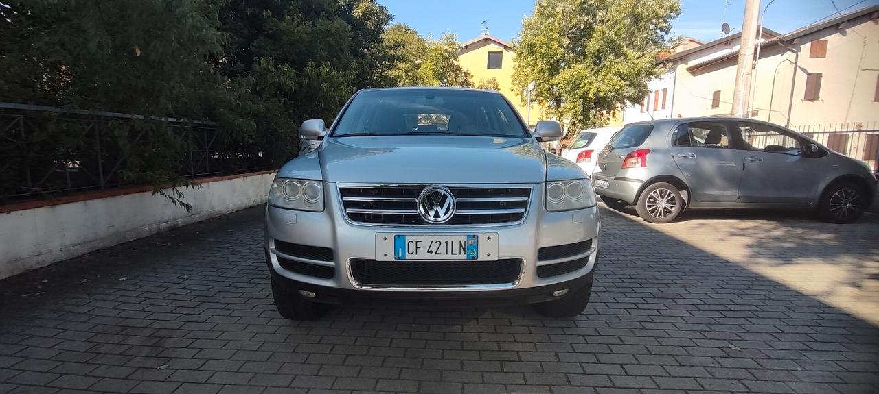 Volkswagen Touareg 3.2 V6 tiptronic