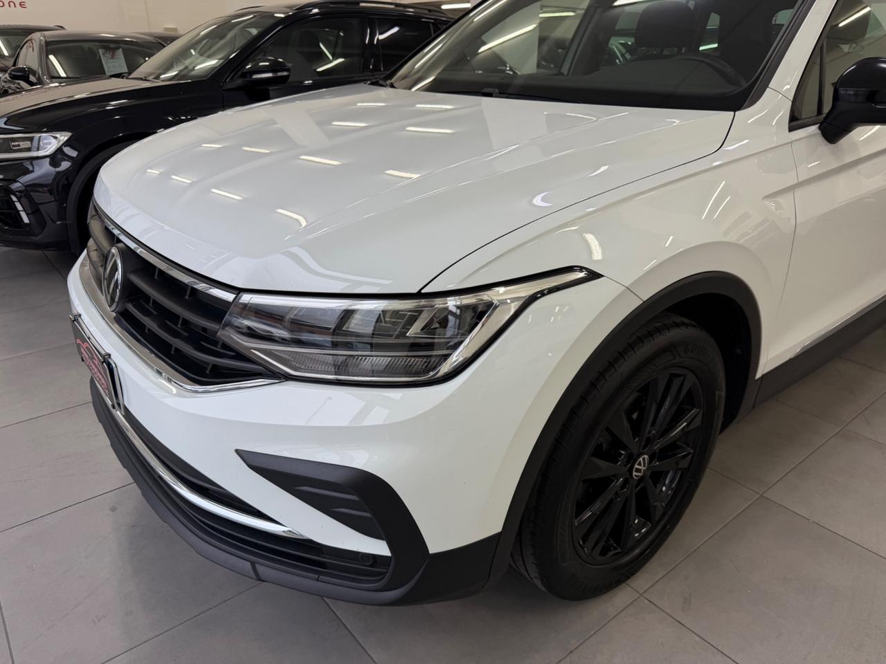 VW Tiguan 2.0 TDI 150 CV SCR DSG FINANZIABILE