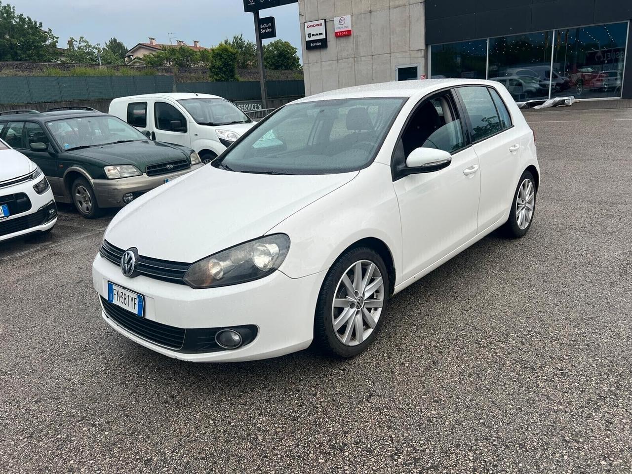 Volkswagen Golf 1.6 TDI DPF 5p. Highline2010