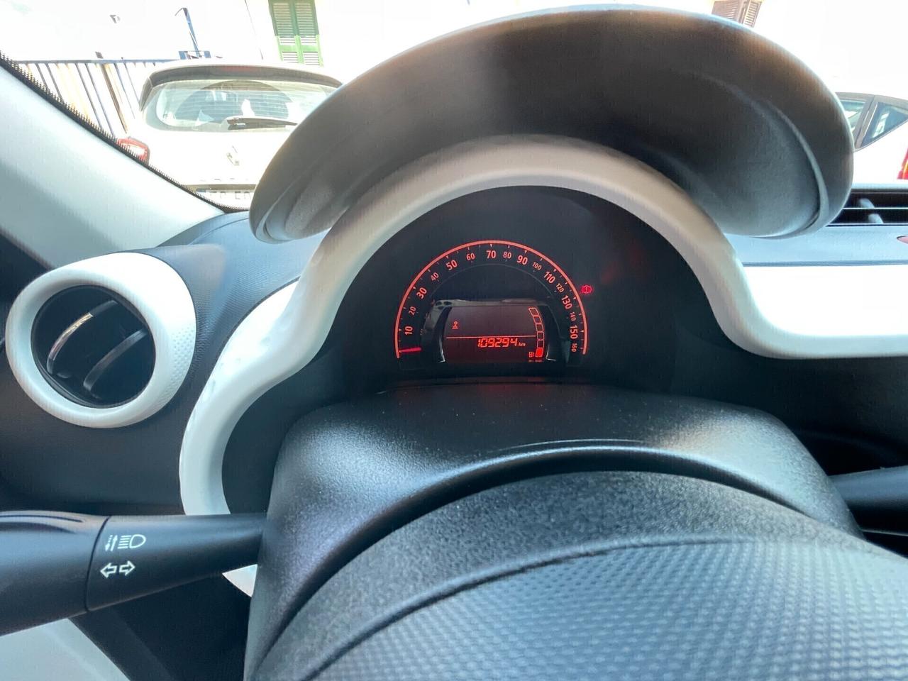 Renault Twingo 1.0 SCe Live