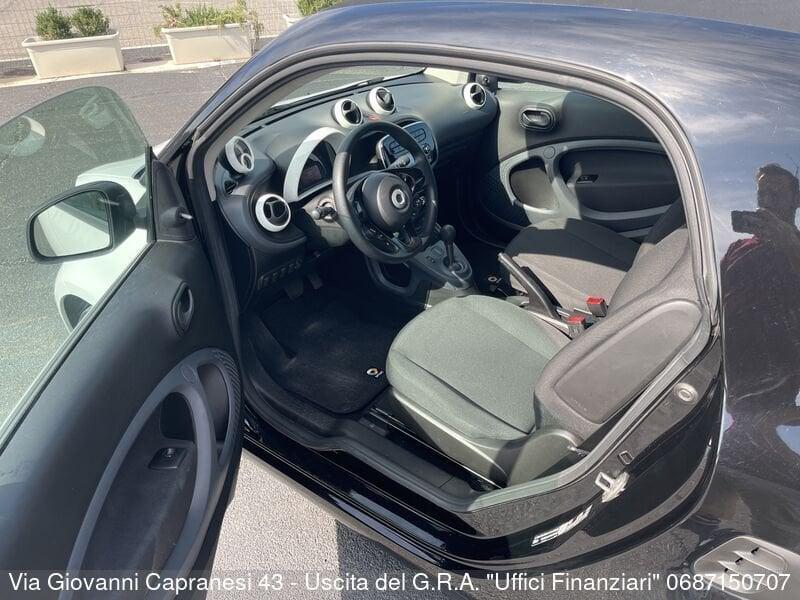 smart fortwo EQ Passion