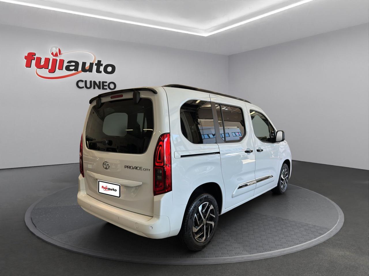 Toyota Proace City Verso 1.5D 130cv S&S mt6 L1 D