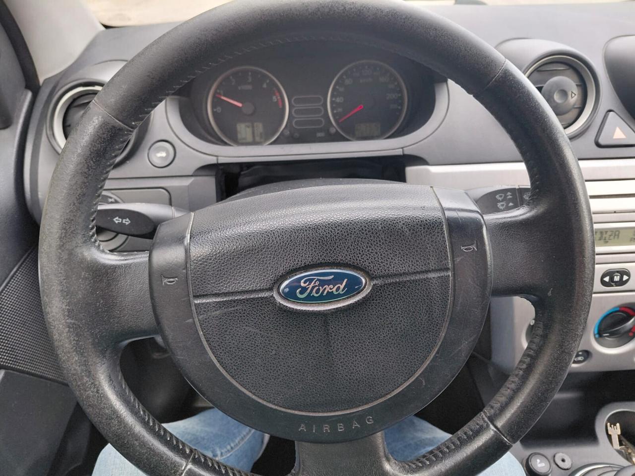 Ford Fiesta 1.4 TDCi 5p. Tecno