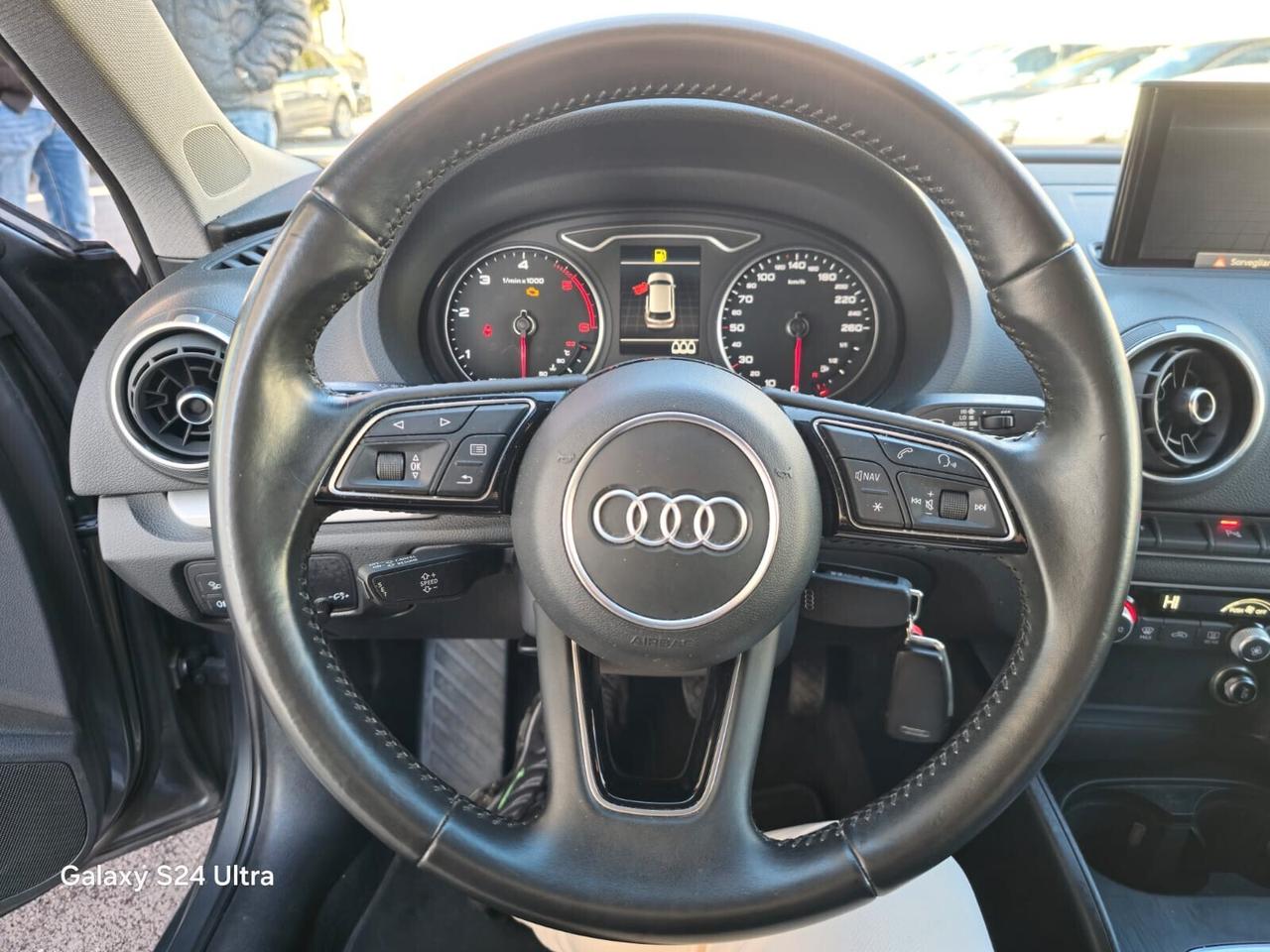 Audi A3 SPB 30 TDI Business