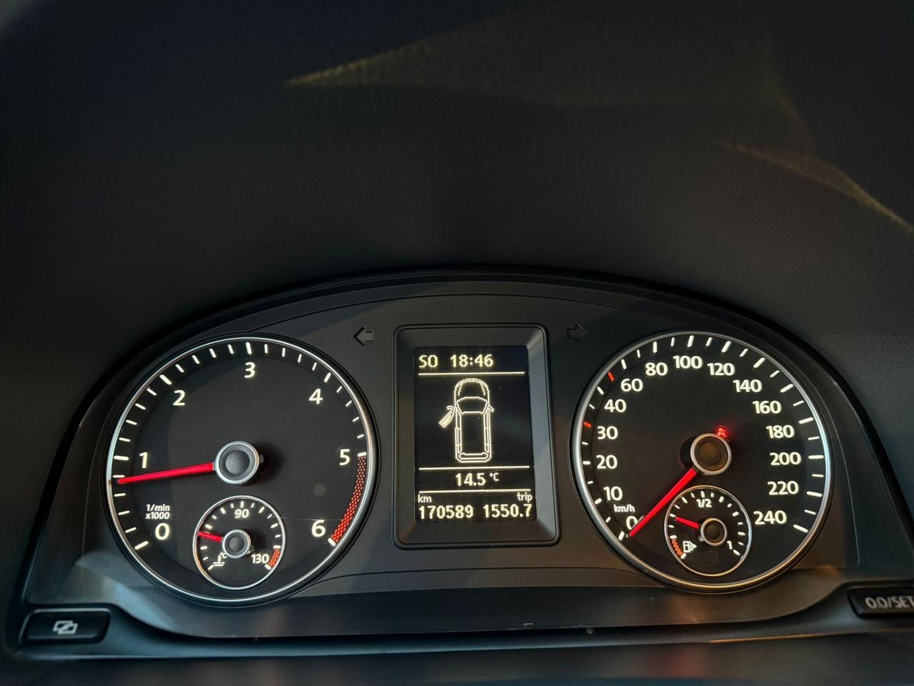 Volkswagen Touran 1.6 TDI DPF HIGHLINE