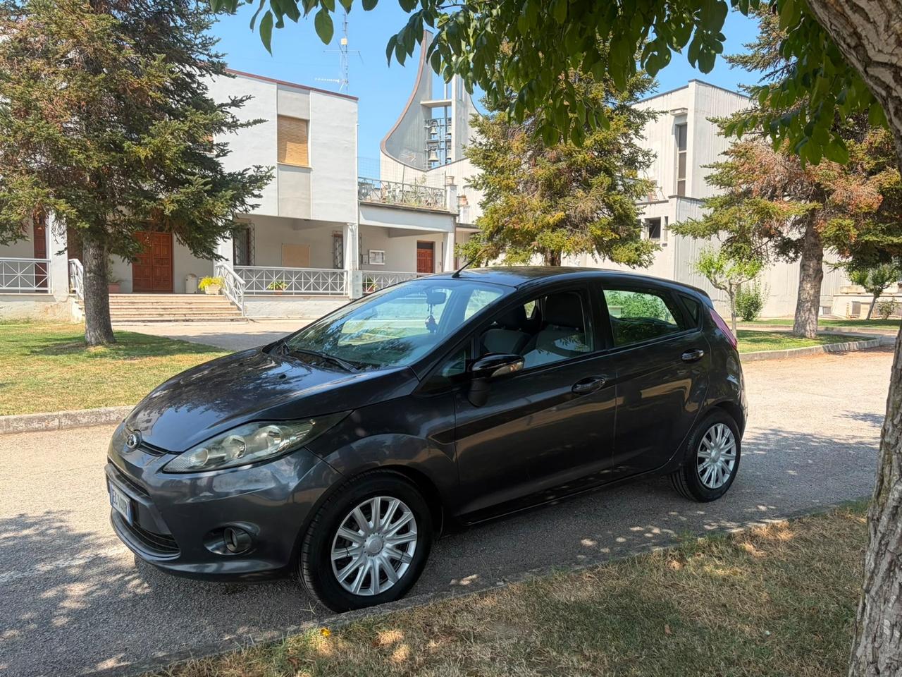 Ford Fiesta 1.4 TDCi accessoriata 5 porte