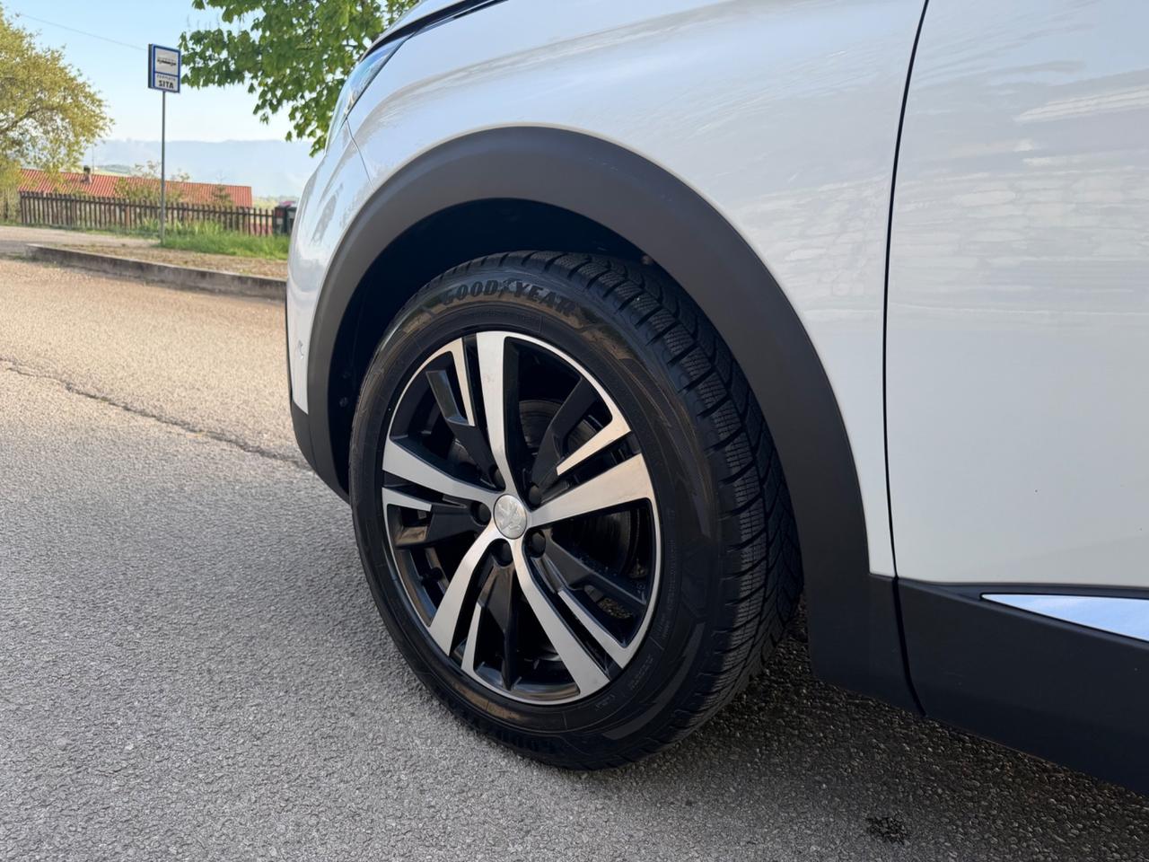 Peugeot 5008 BlueHDi 130 S&S EAT8 Allure 7p