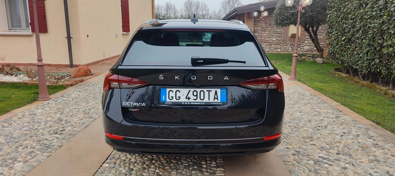 Skoda Octavia 2.0 TDI EVO SCR 150 CV DSG Wagon Style