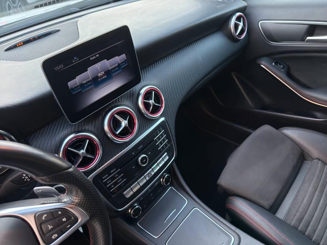 Mercedes Classe A 180 Premium auto my16