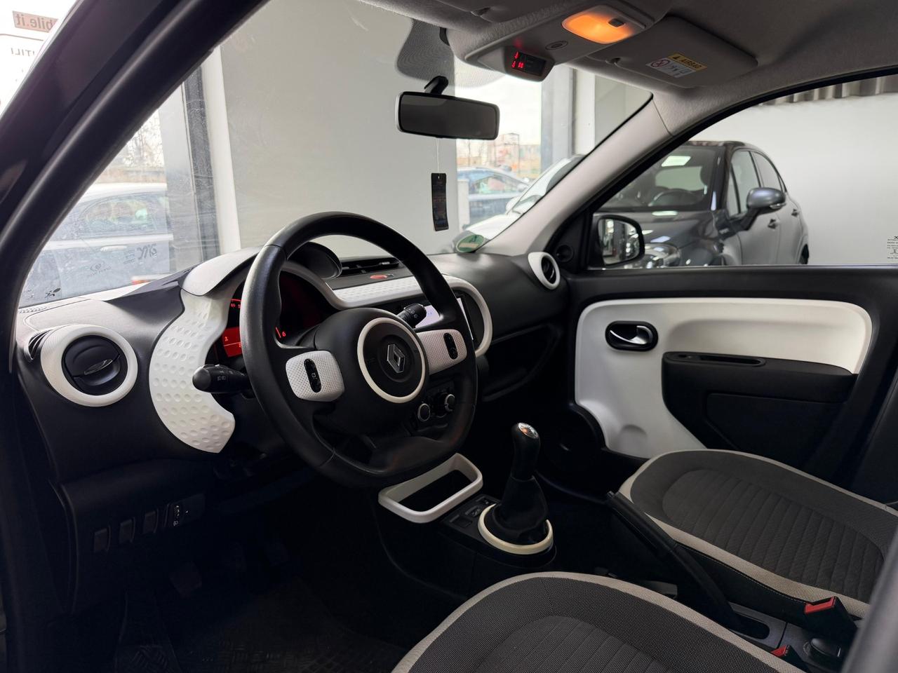 Renault Twingo 1.0 tCe 70cv La Parisienne 2016