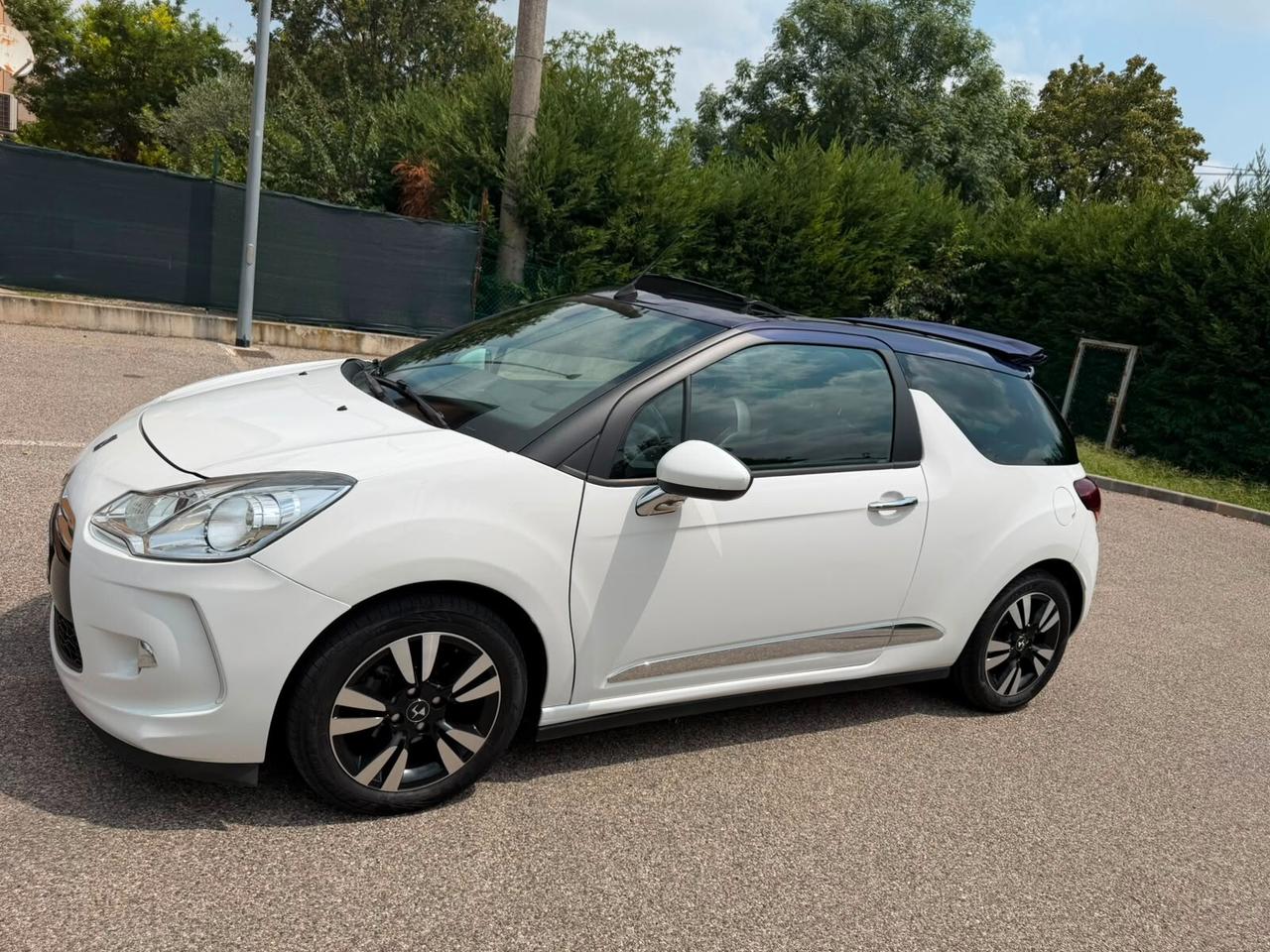 Citroen DS3 Cabrio 1.6 - AUT. - NEOP. - 12 MESI DI GARANZIA -