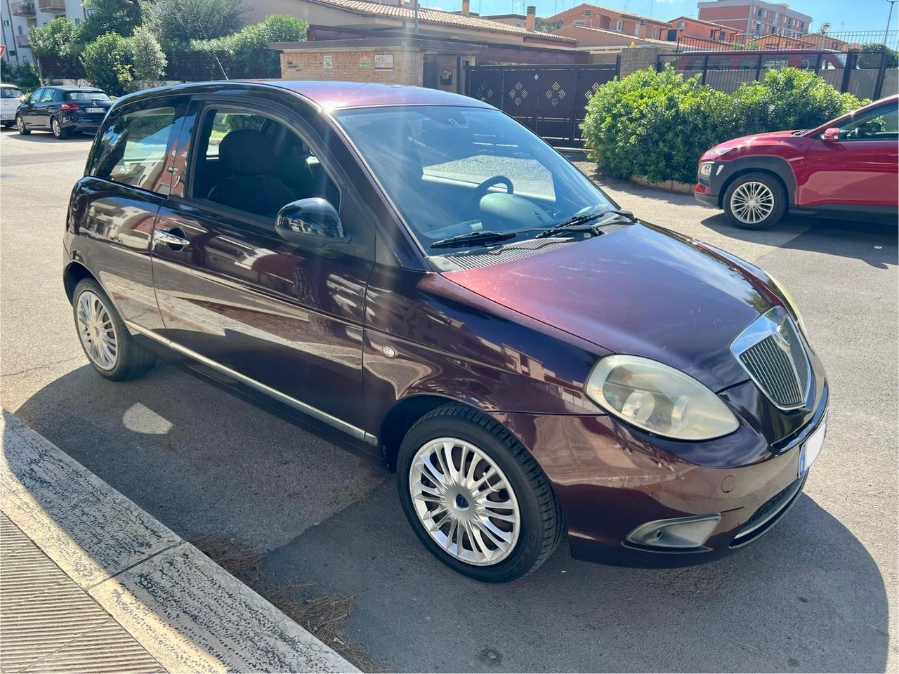 Lancia Ypsilon 1.2 Diva Ecochic GPL