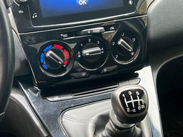LANCIA Ypsilon 1.0 FireFly 5 porte S&S Hybrid Ecochic Gold