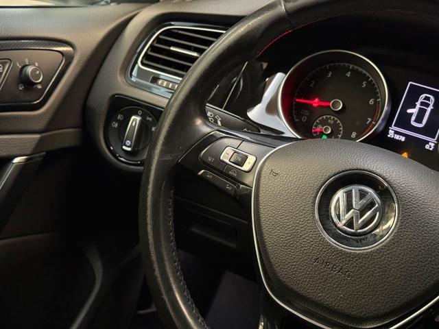 VOLKSWAGEN Golf Variant 1.4 TGI DSG Highline BlueMotion