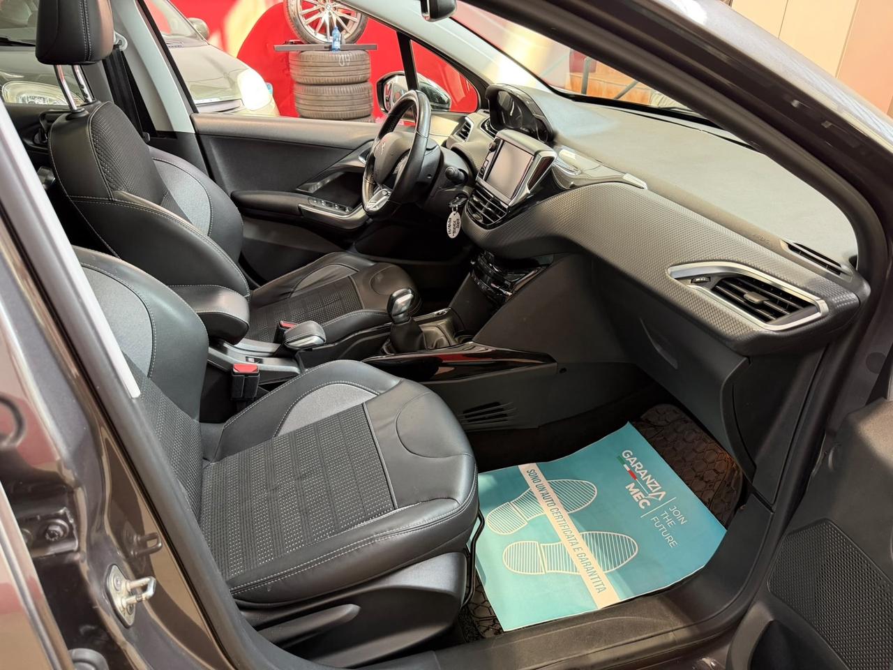 Peugeot 2008 PureTech 82 ETG5 S&S Allure