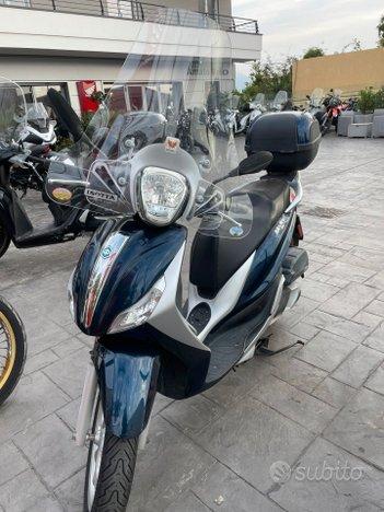 Piaggio Medley 125