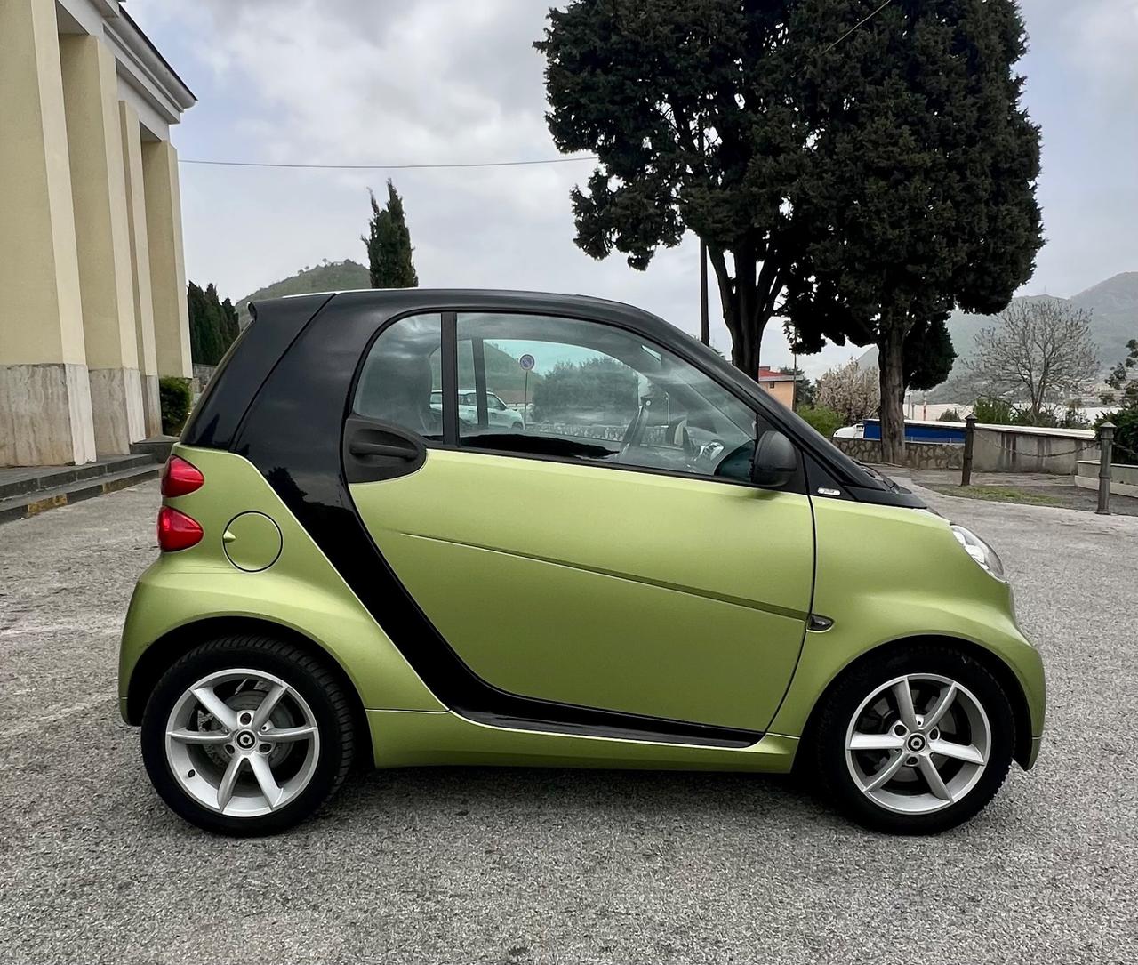 Smart ForTwo 1000 52 kW MHD coupé pulse Acc.Permute