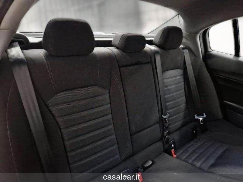 Alfa Romeo Giulia Giulia 2.2 Turbodiesel 160 CV AT8 Business FINO A 3 ANNI DI GARANZIA KM ILLIMITATI PARI ALLA NUOVA