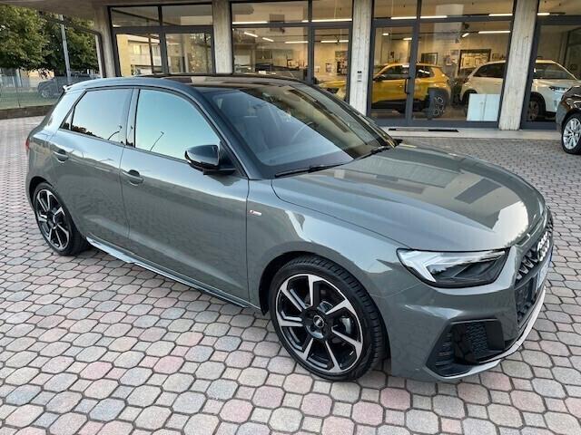 Audi A1 SPB 35 TFSI S tronic 150 cv S/line int+est bi-color