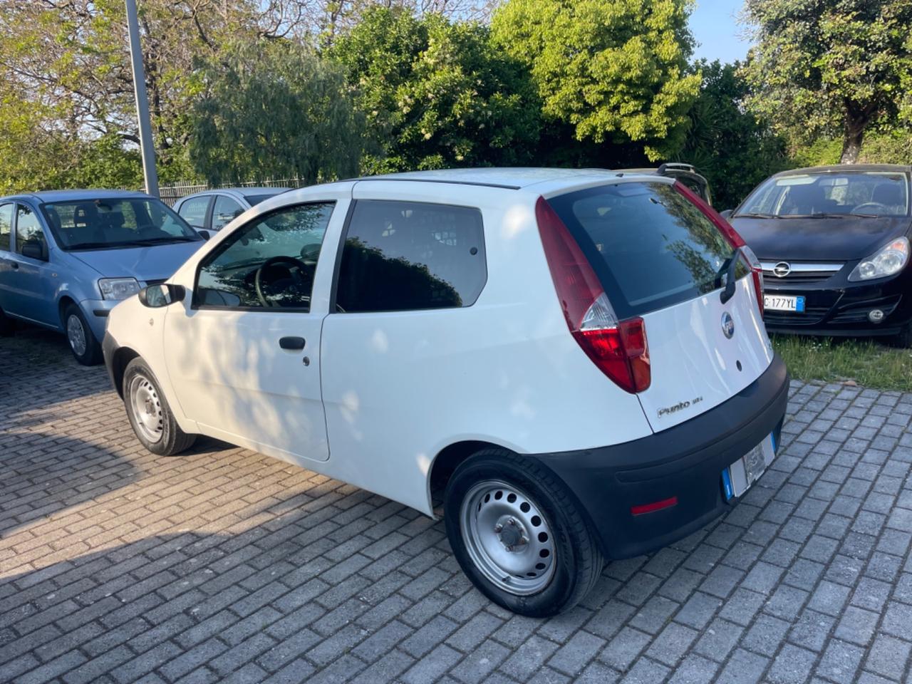 Fiat Punto 1.2 3p. 2 posti Natural Power Van km 120.000