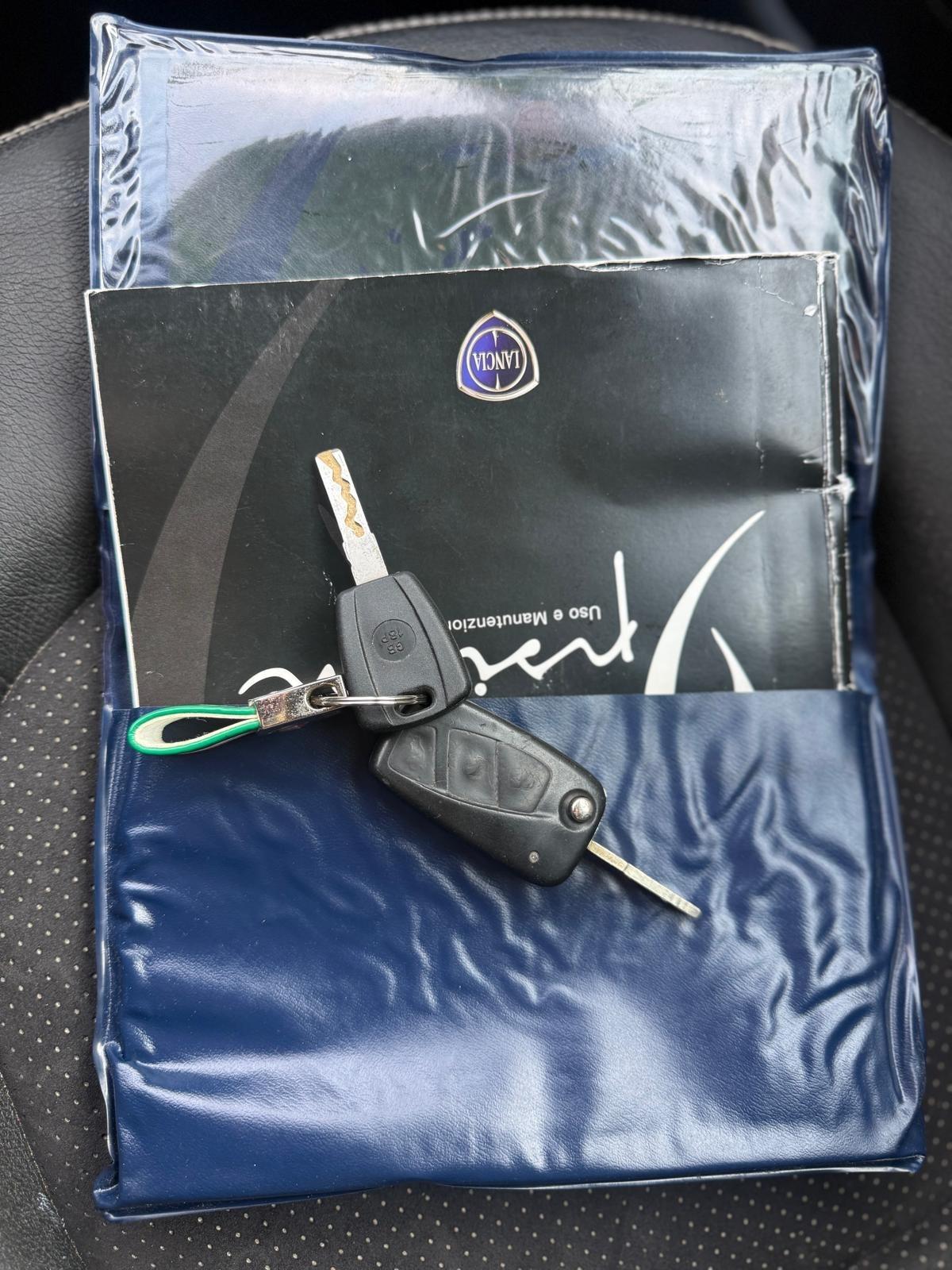 Ypsilon Restayling ecochic 1.4 Benzina GPL neopatentati