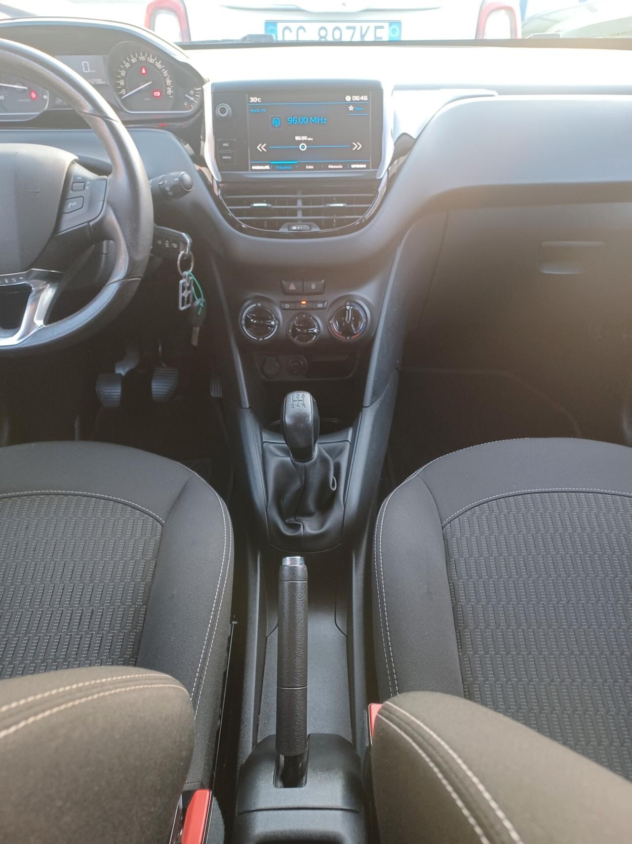 Peugeot 208 1.6 e-HDi Allure SOLO 90000 KM