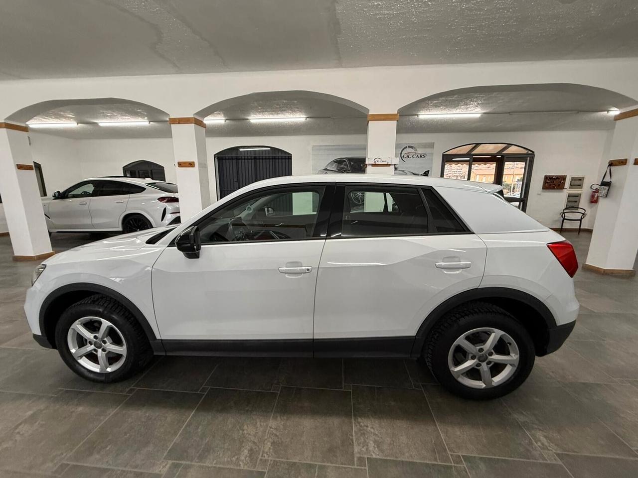 Audi Q2 30 TDI Business