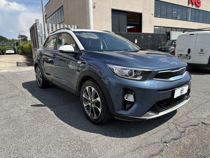 Kia Stonic 1.4 MPI Style Design 100cv