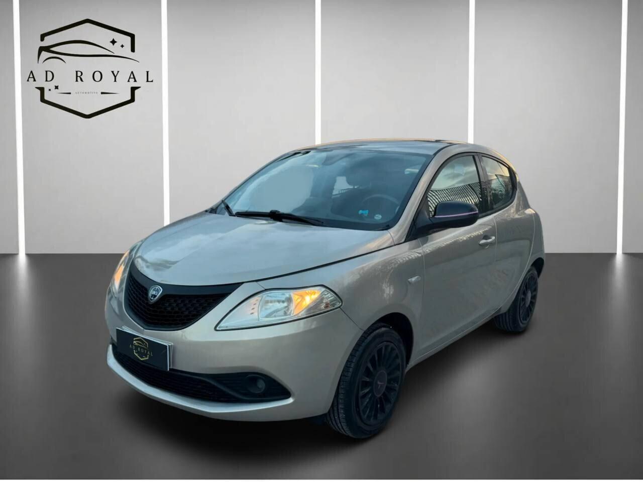 Lancia Ypsilon 1.2 69 CV 5 porte GPL Ecochic Gold 12/2013