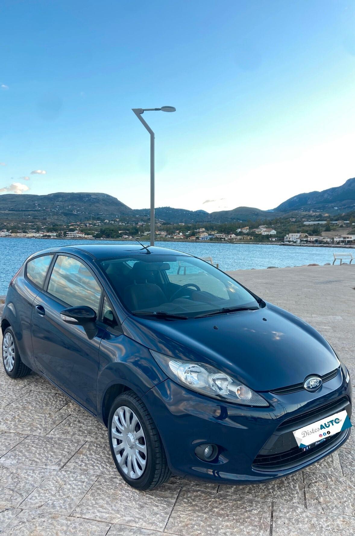 Ford Fiesta pari al nuovo neopatentati 3295974916