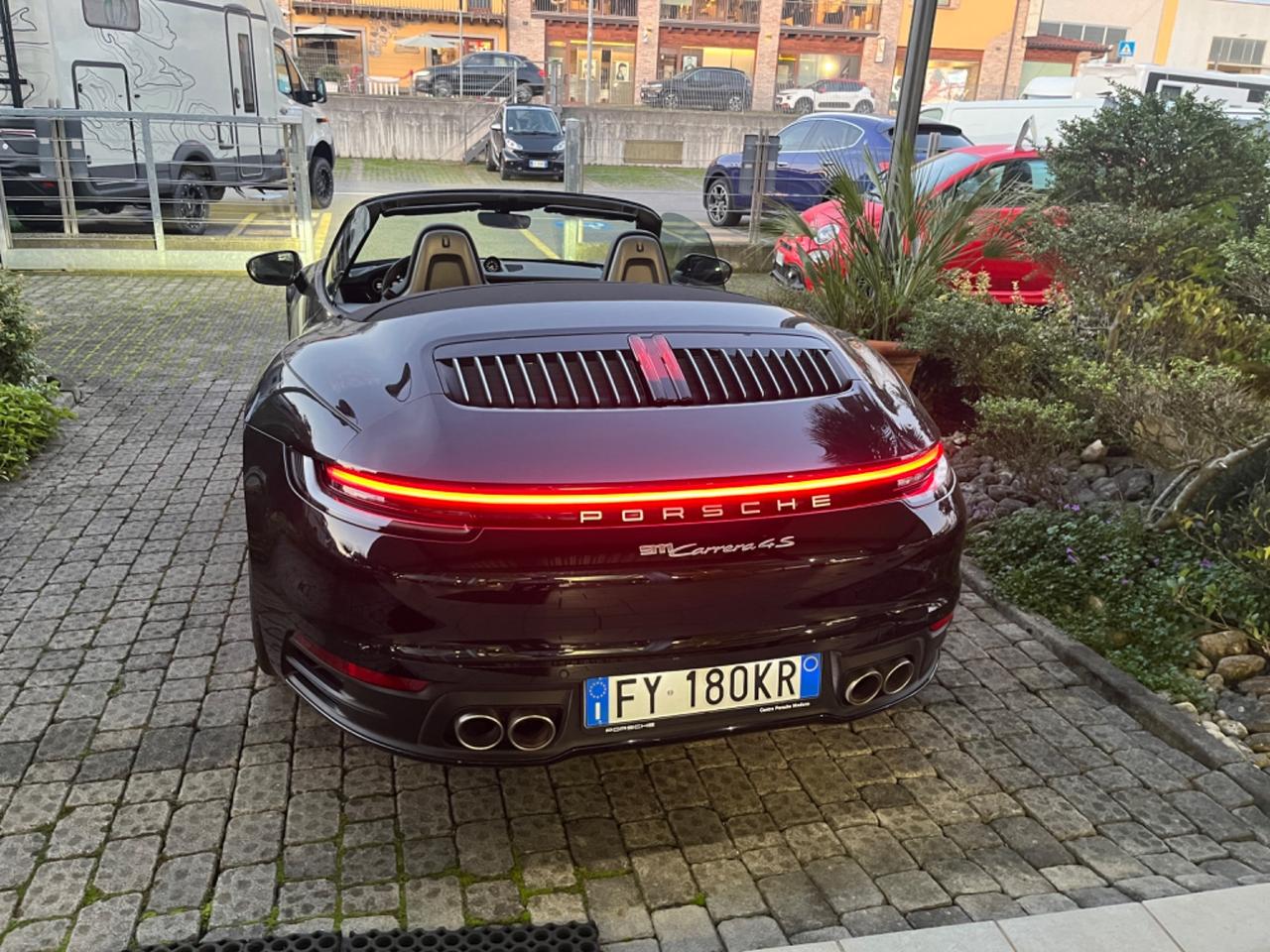 Porsche 911 Carrera 4S Cabriolet