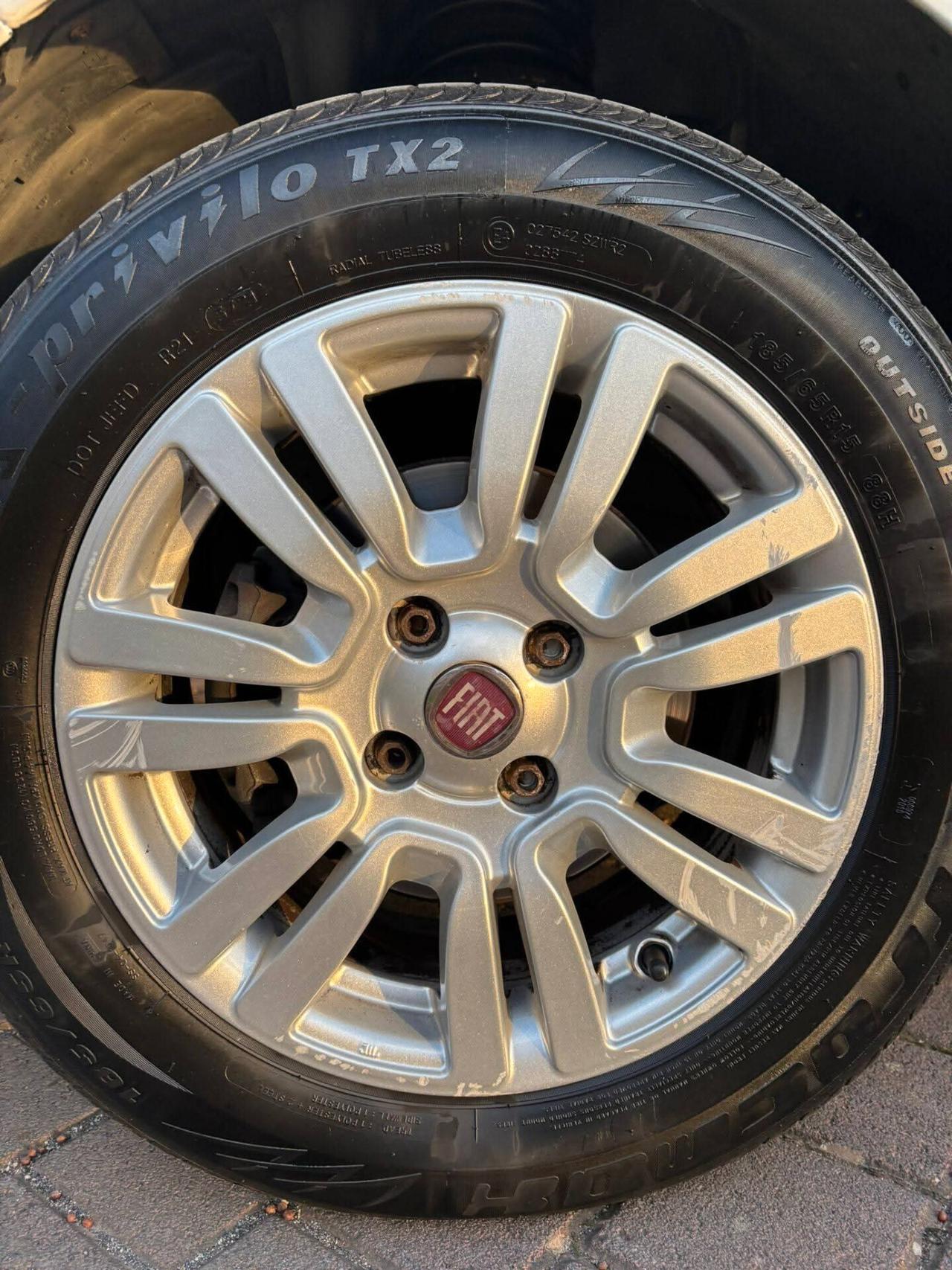 Fiat Punto 1.3 MJT II 75 CV 5 porte Lounge//