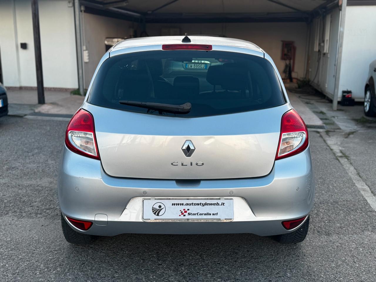 Renault Clio 1.5 dCi 90CV Dynamique - 2011